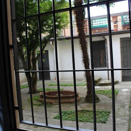 Un Loft Solo Per I Tuoi Occhi Apartment Bergamo Bagian luar foto